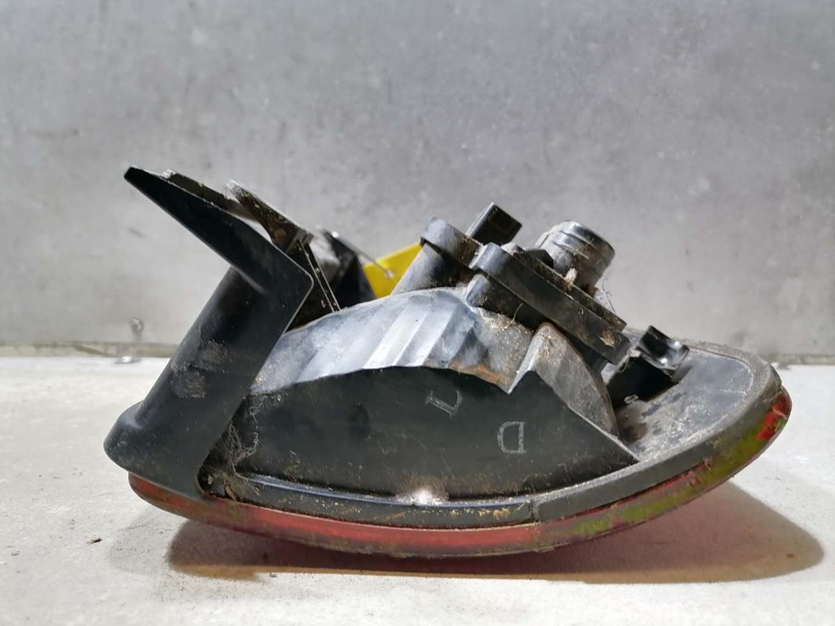 VW Caddy 2K original Rücklicht Rückleuchte Schlussleuchte links Bj.2004 VW Caddy 2K original Rücklicht Rückleuchte Schlussleuchte links Bj.2004